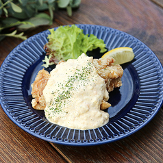 鶏もも唐揚げ/自家製タルタル (4個)