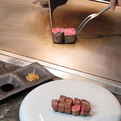 神戸牛 和牛 鉄板焼き 赤坂 諮玄 といくろの雰囲気3