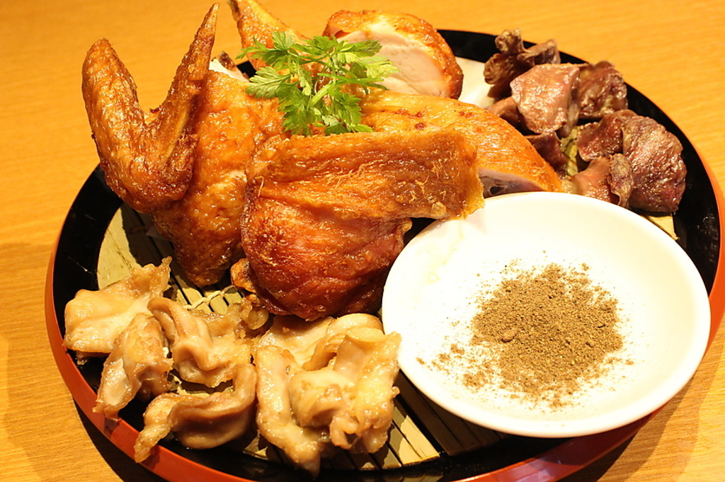 お得な素揚げの盛り合わせセットもございます！