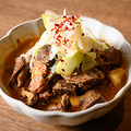 料理メニュー写真 もつみそ煮込み
