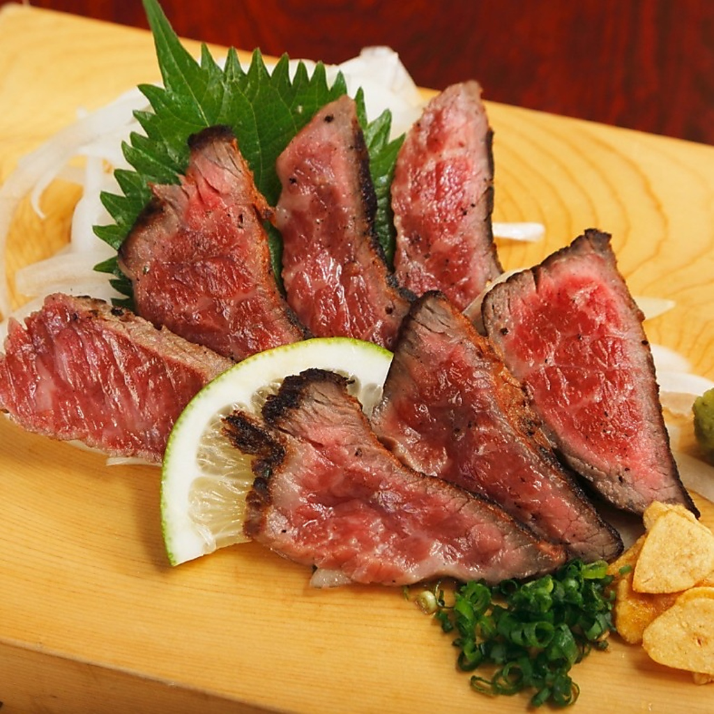 宮崎和牛の赤身和風たたき独特の食感と赤身からでる旨味が絶品です！ 