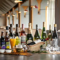 料理と調和する豊富なドリンクメニュー