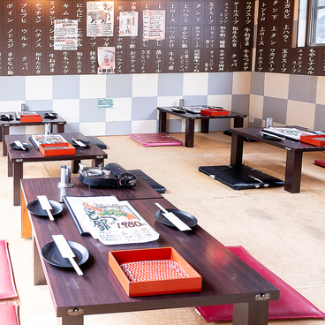 炭火焼 こてっぱん 木屋町2号店の雰囲気1