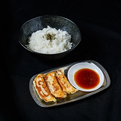 琉球中華バル 朱雀の特集写真