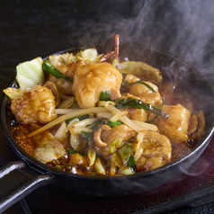 和牛ホルモン鉄板