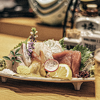 新鮮なお刺身と季節の炉ばた焼き