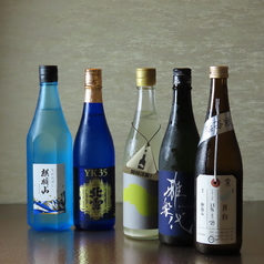 地酒も豊富に取り揃えております。
