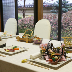 お顔合わせに最適なテーブル個室