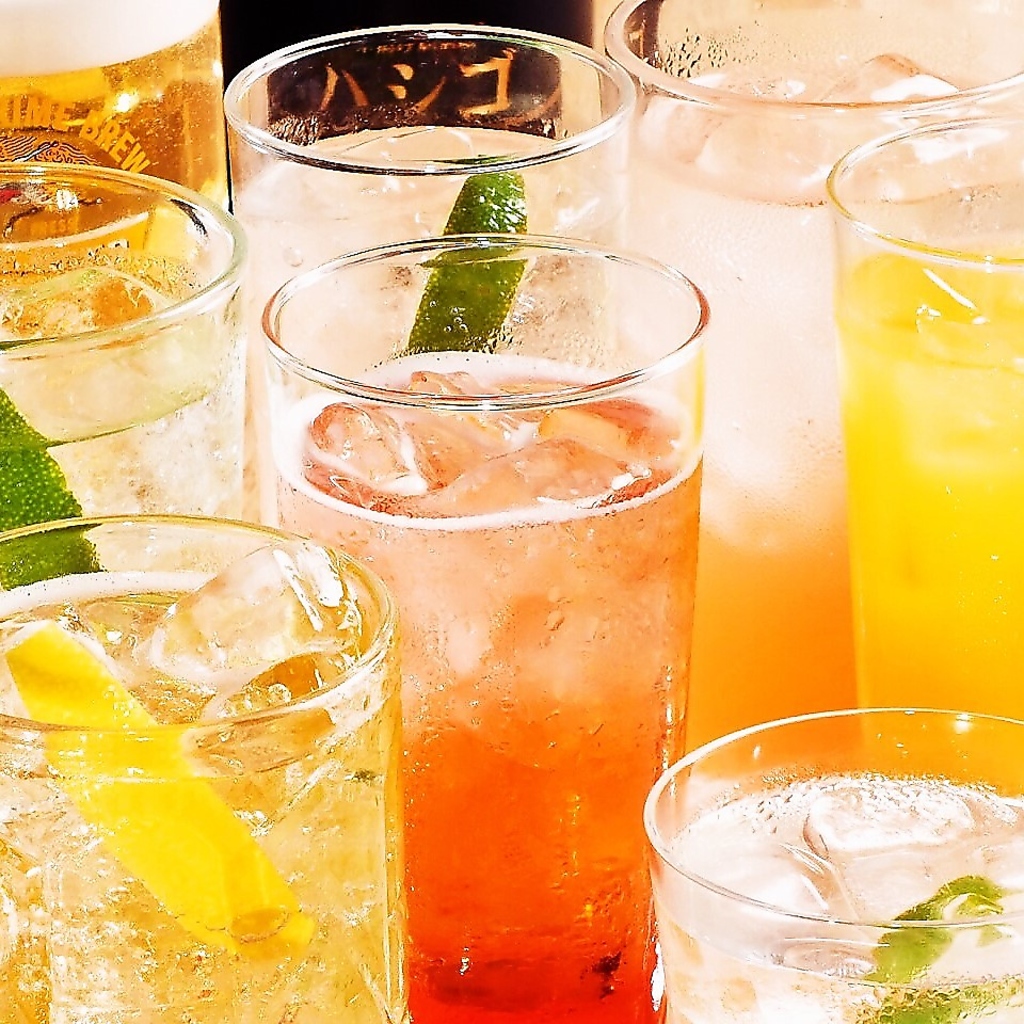 王道のハイボール/レモンサワー/自家製レモネード等全80種以上が飲み放題♪串揚げとの相性抜群です◎