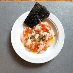 サーモンのカルパッチョ とびっこマヨソース