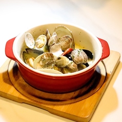 厳選三種貝の白ワインヴァボーレ