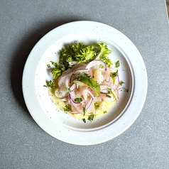 真鯛のカルパッチョ ライムとレモンのセビチェ風