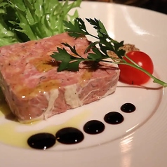 パテ・ド・カンパーニュ（鴨と豚の挽き肉のパテ）