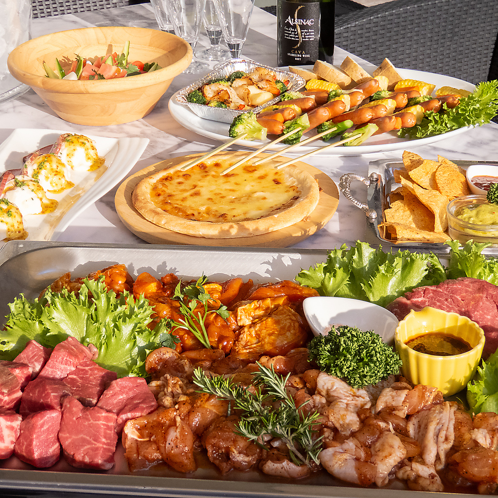 バーベキュー＋飲み放題付コース6600円(税込)～！オプション料金でクラフトビールやバイキングも◎