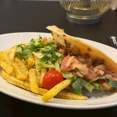 cafe＆bar　est.motomachiのおすすめ料理1