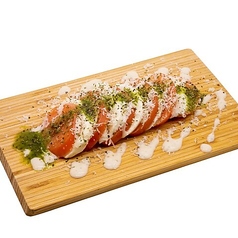 トマトとモッツアレラのカプレーゼ