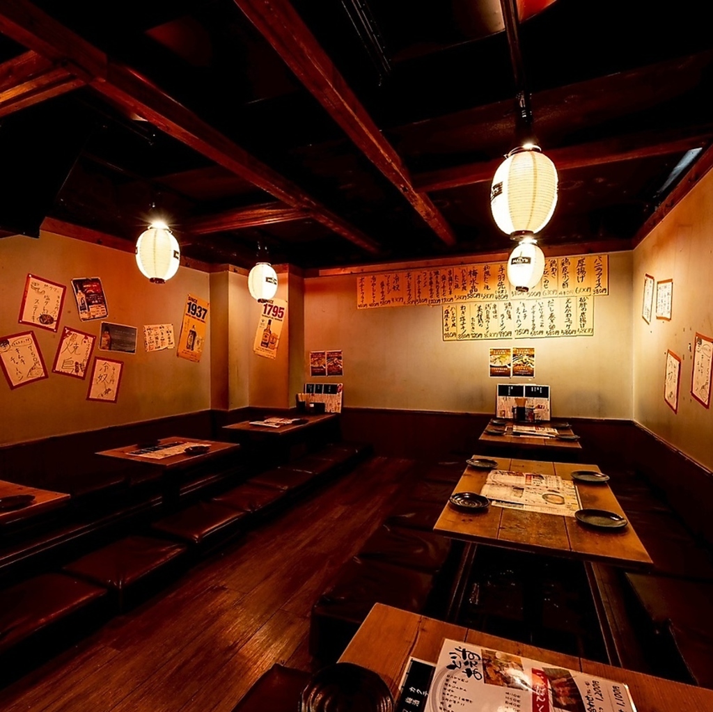 各種宴会にぴったりの掘りごたつ席！サークルの打ち上げなど、幅広いシーンでご利用いただけます