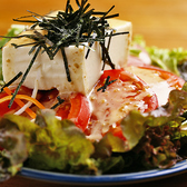 豆腐とトマトのヘルシーサラダ650円