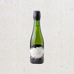 サマースノー（パイナップルのスパークリングワイン）Summer Snow（甘口）375ml