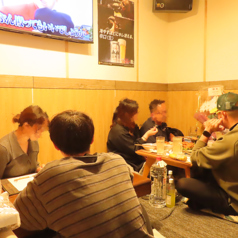 ご家族、ご友人とのお食事や各種打ち上げ、ご宴会に最適なお座敷席もご用意しております。