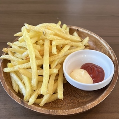 たっぷりサクッとポテトフライ