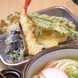 新鮮なブレンド油で揚げる旬の天ぷら