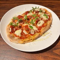 GINO自慢のローマ風PINSA