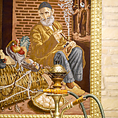 【シーシャあり】普通の紙たばこと違い、水がフィルターとなること、オレンジ、アップル、ミントなどのフルーティーなフレーバーで、とても吸いやすい『水たばこ』。是非食後にどうぞ。ちなみにペルシャ語では『ガリユン』と言います。