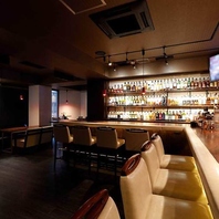 大人の隠れ家でこだわりの一杯を楽しむ