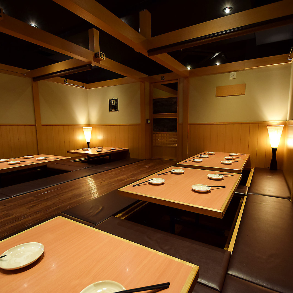 最大50名様対応！大型の掘りごたつ個室は宴会や歓送迎会に最適！TV付きなのでスポーツ観戦も可能！
