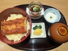 もみじ（鰻丼）