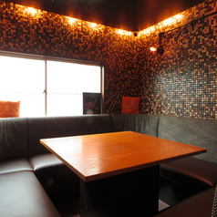 神田豚バルBYOの雰囲気3