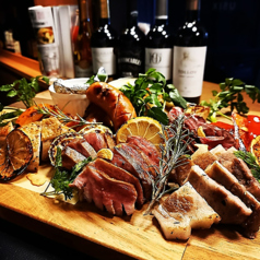 肉イタリアン酒場 USIXの特集写真