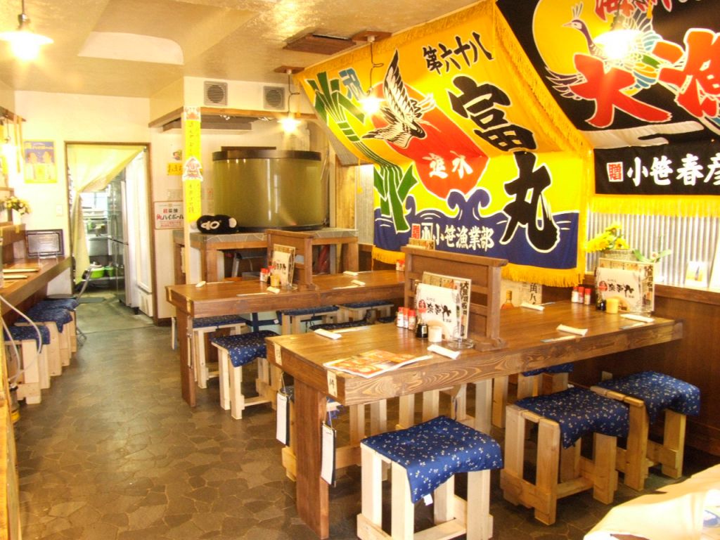 周りを気にせずワイワイ盛り上がれるのも魅力の1つ。大衆居酒屋ならでは！