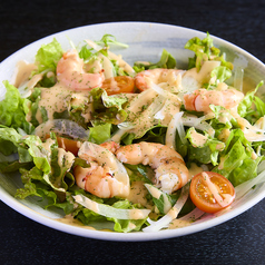 小エビのカクテル風サラダ