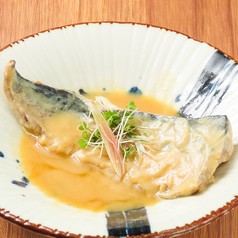 骨まで旨い鯖味噌煮