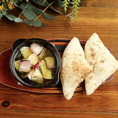 黒ベーコンと筍のアヒージョ