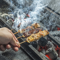 【炭火焼き】豪快に炭で焼きあげ旨みを閉じ込める。