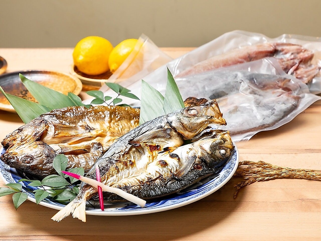 手作り一夜干し等、テイクアウトも可能