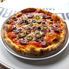 チョリソーとハラペーニョのスパイシーピッツァ