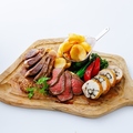 料理メニュー写真&nbsp;プレミアム3種の肉盛り合わせ