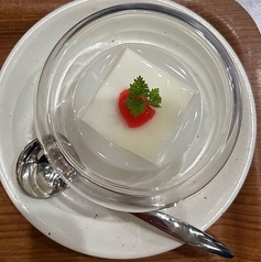 滑らか杏仁豆腐 
