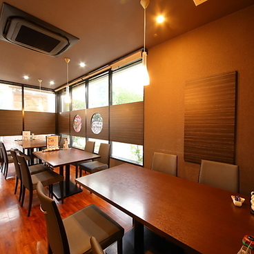 モダンチャイナ大橋の雰囲気1