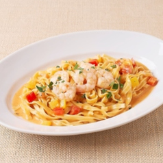 【生パスタ】タリアテッレ 海老のトマトクリームソース