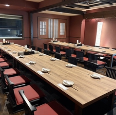 大人数も収容可能な宴会個室有り
