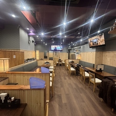 広々とした店内で貸切もOK！詳細は店舗までお問い合わせください！