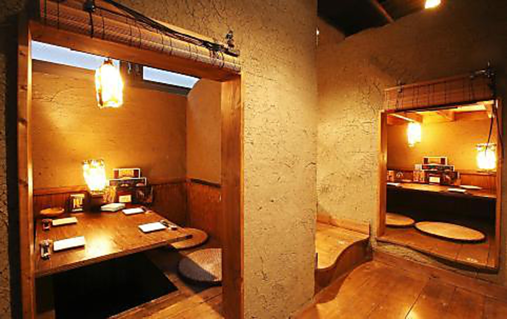 女子会にも、キメたい合コンや恋人との特別な夜にも…シーンを選ばず使えるのが嬉しい♪