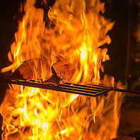 炭焼き店ならではのこだわりの料理！