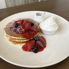 ベリーベリーパンケーキ