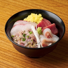 板長におまかせ!本日の海鮮丼